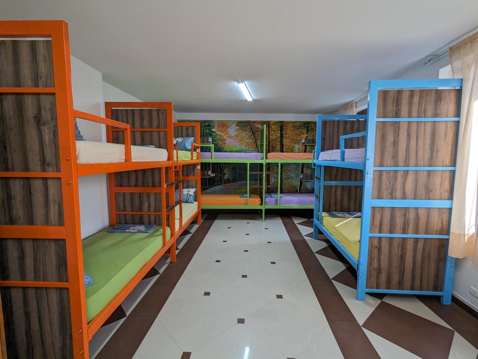 Tias Hostel شكودر المظهر الخارجي الصورة