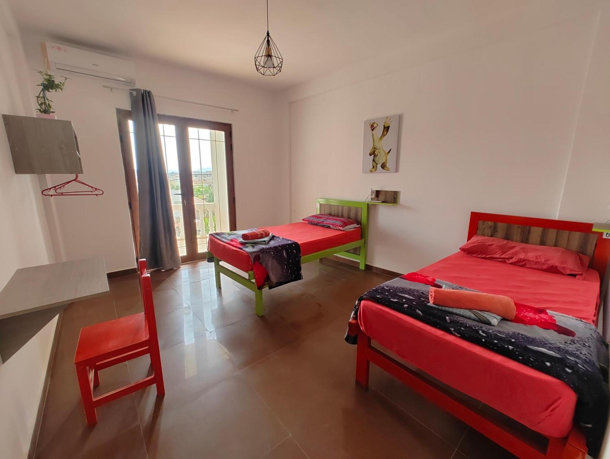 Tias Hostel شكودر المظهر الخارجي الصورة